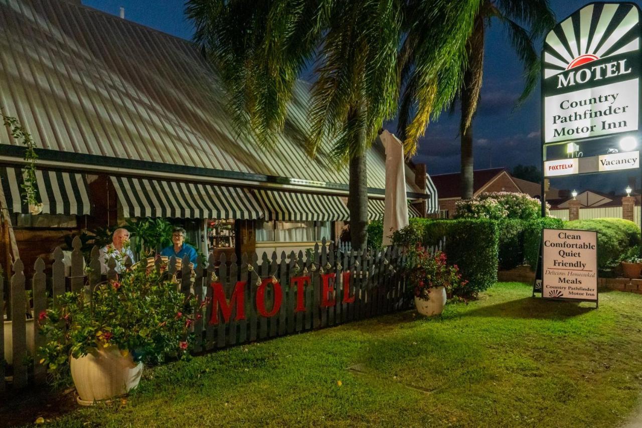 Country Pathfinder Motor Inn Dalby Exterior foto